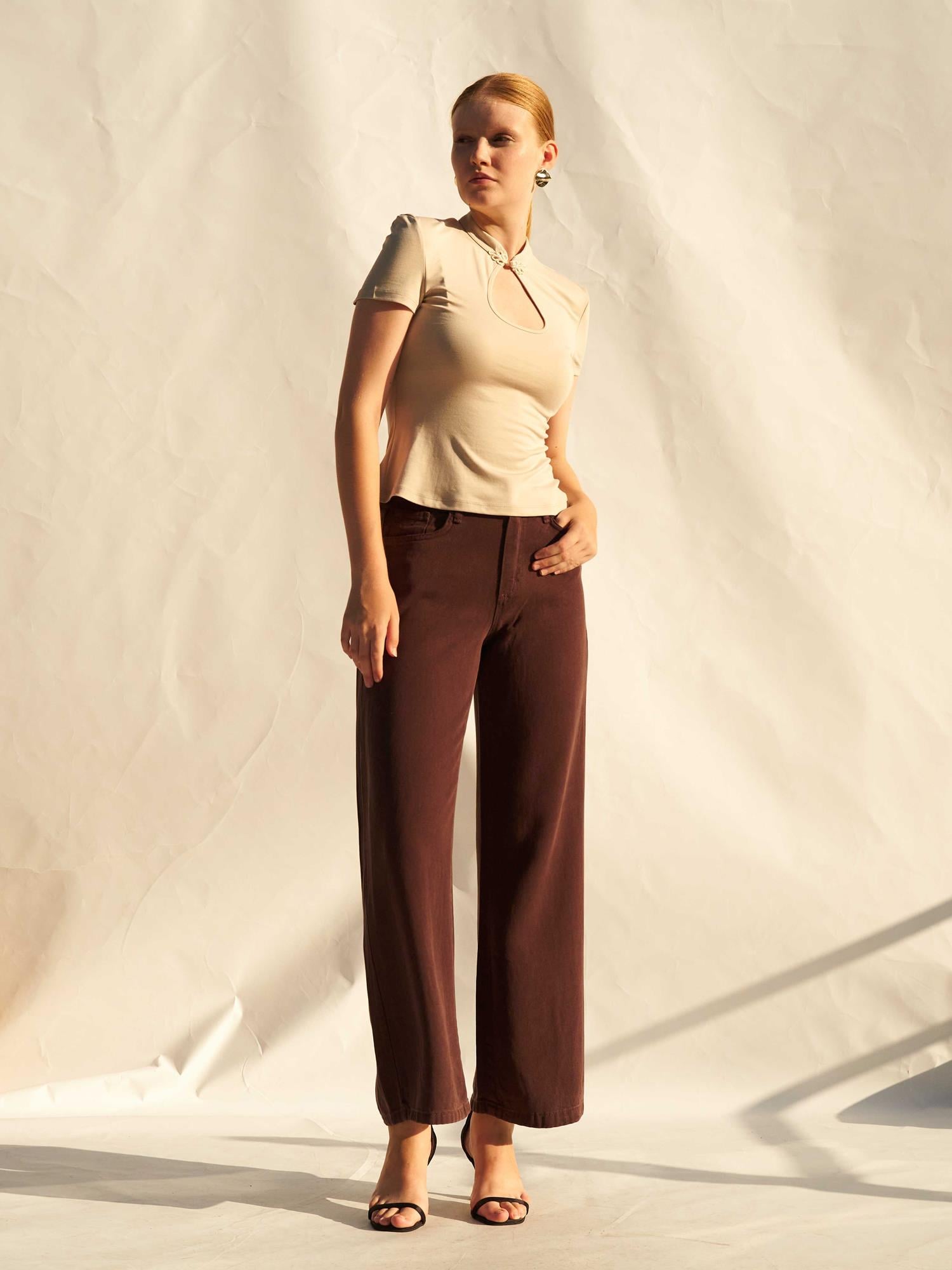 Women's Beige Knit Top with Chin Closure and Keyhole Detail - Lefon - by Peralane - photo 8