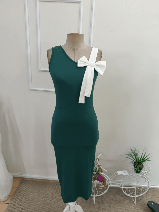 Women's One-Shoulder Midi Dress with Bow Detail in Dark Green - Janes - by Peralane - photo 4