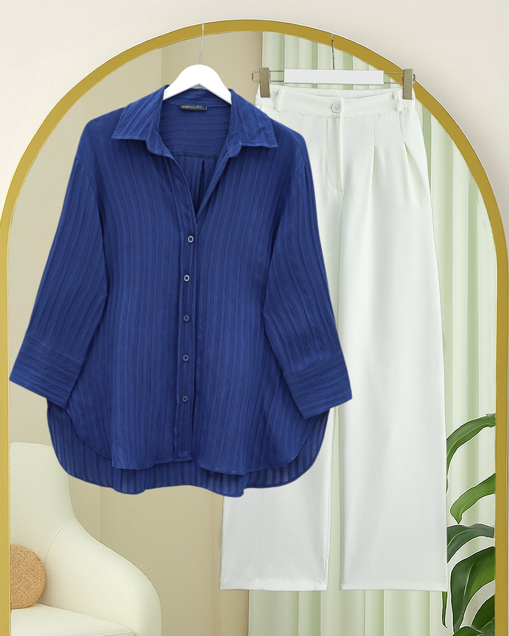 Striped Oval Cut Crinkle Blouse - Navy Blue - Podyumplus - by Peralane - photo 4