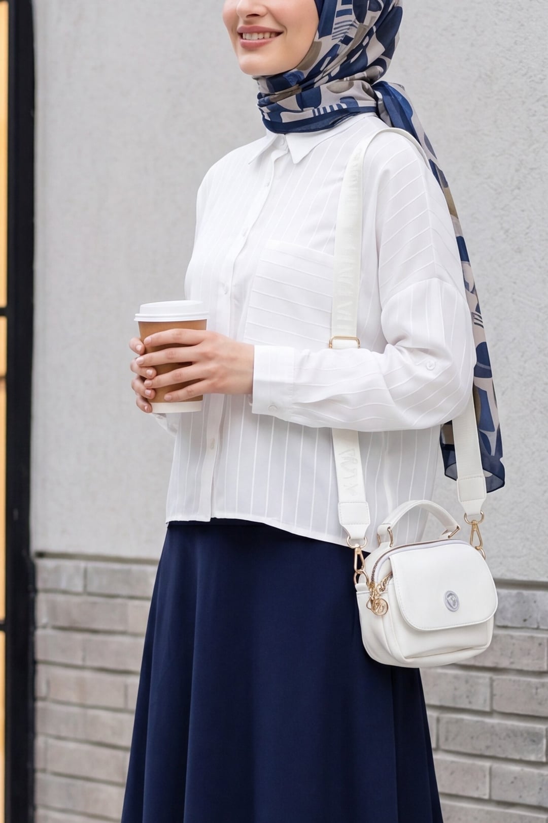 Oversize Long-Back Linen Shirt with Chest Pocket - White - Podyumplus - by Peralane - photo 2