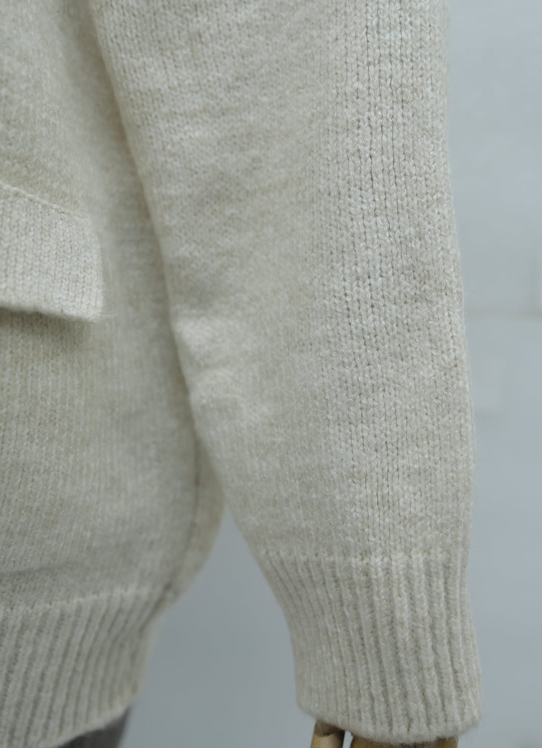Cream Crew Neck Button-Front Knit Cardigan with Pockets - Podyumplus - by Peralane - photo 7