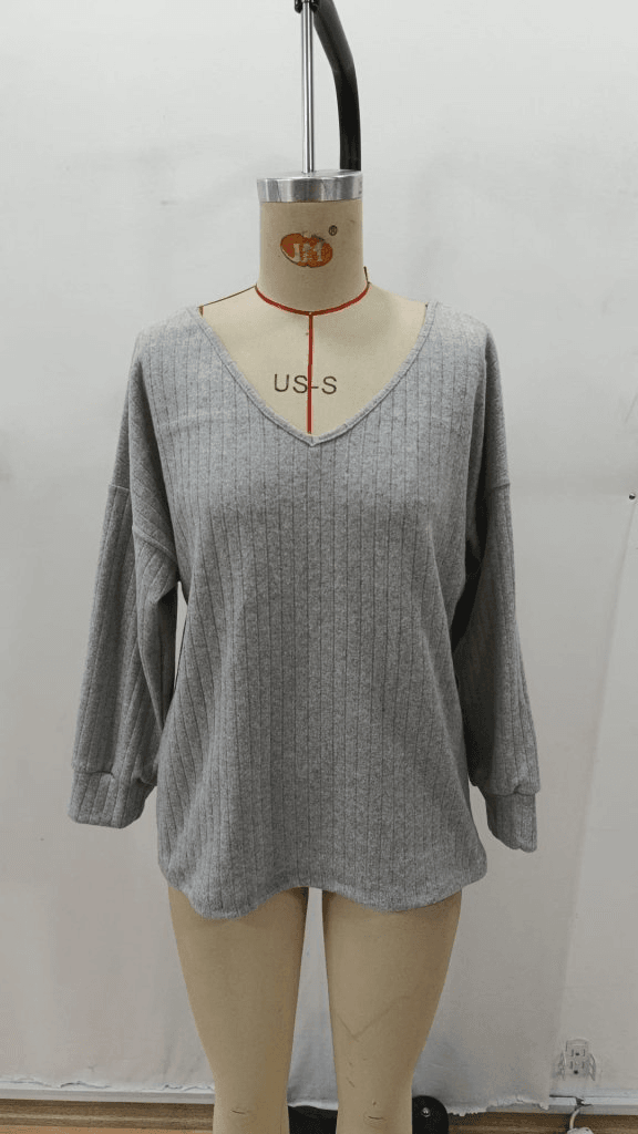Women's Long Sleeve V-Neck Ribbed Knit Sweatshirt with Back Bow Detail - Janes - by Peralane - photo 5