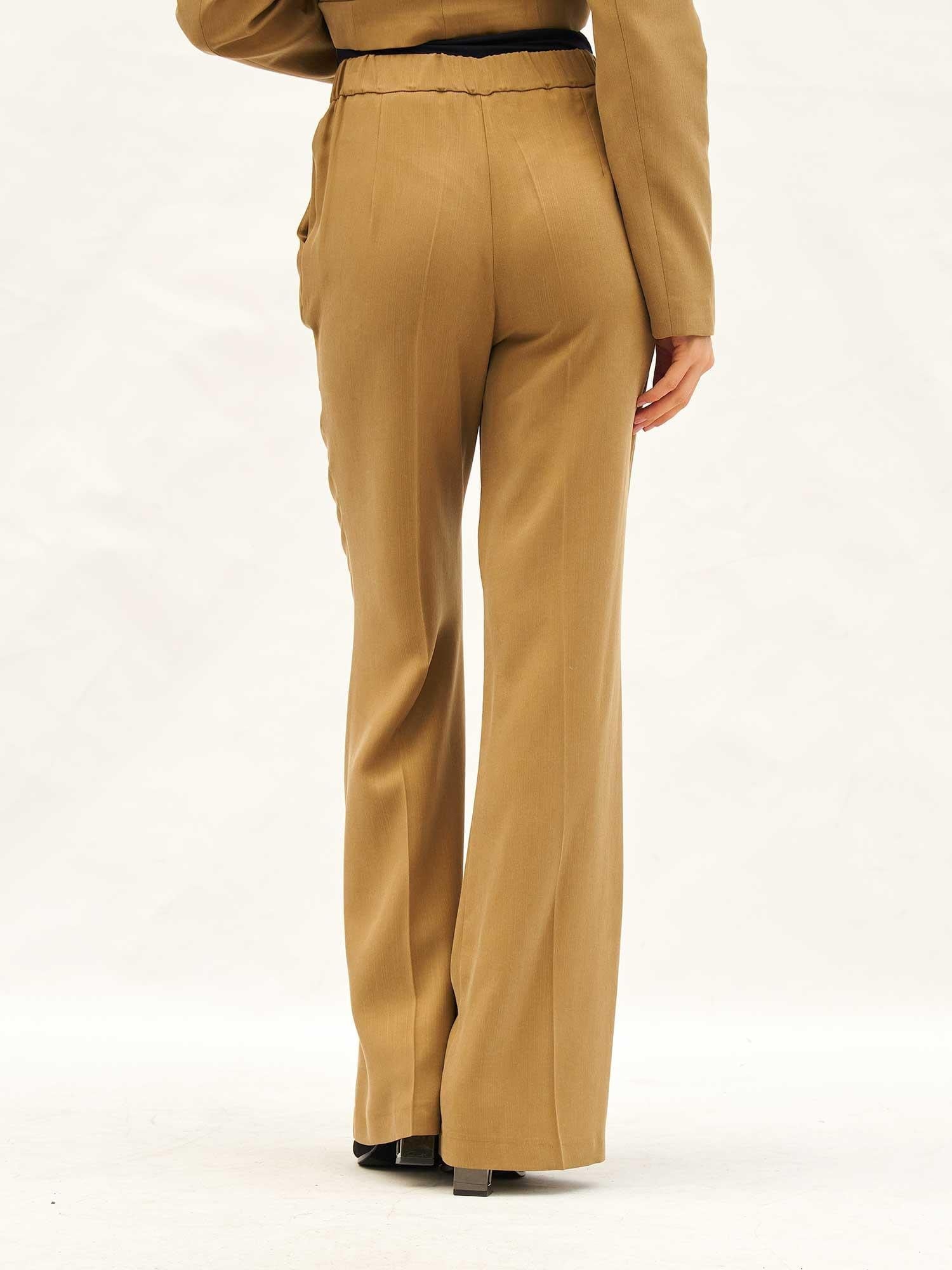 Buttoned Jacket and Wide-Leg Trousers Co-ord Set in Tan – 100% Lyocell - Lefon - by Peralane - photo 8