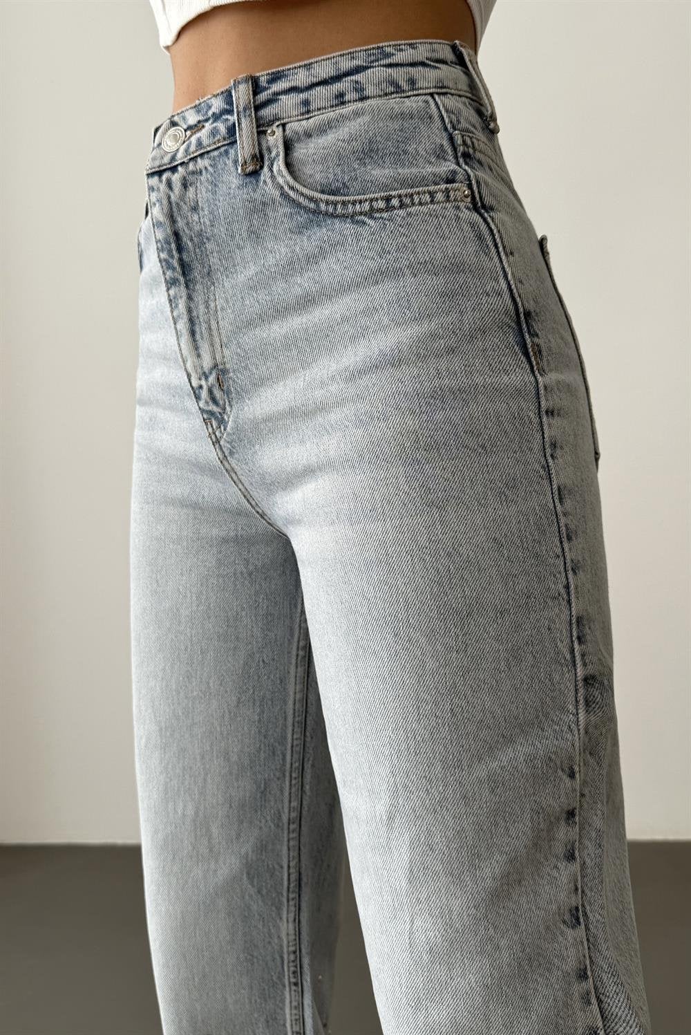 High Waist Wide Leg Light Blue Rhinestone Jeans - Lacarino Jeans - by Peralane - photo 3