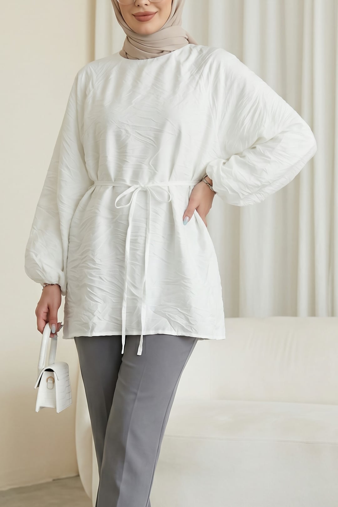 White Crinkle Textured Tunic with Balloon Sleeves and Belt - Podyumplus - by Peralane