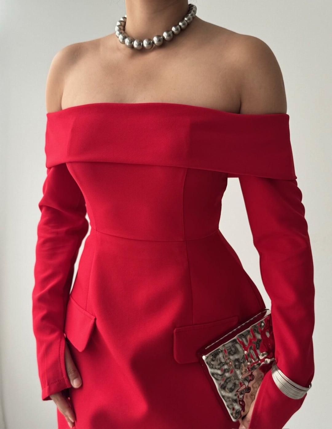 Red Off-Shoulder Long-Sleeve Dress with Pockets - Etika - by Peralane - photo 3