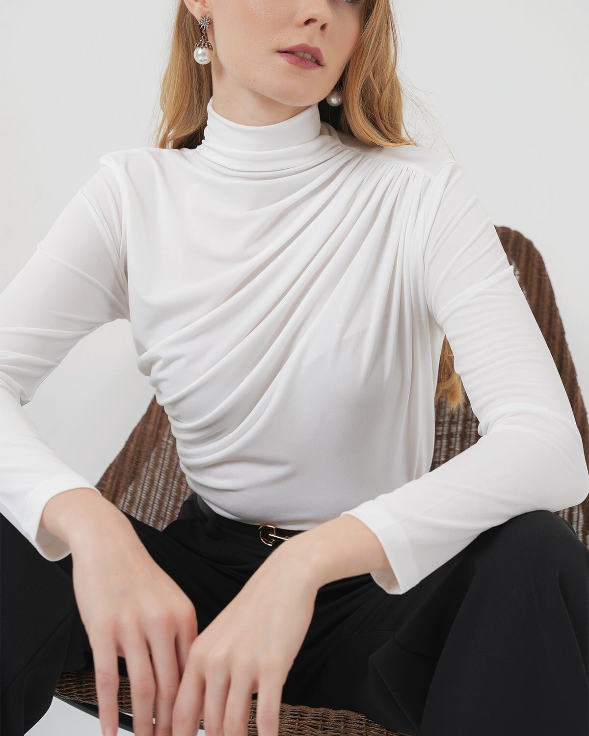 Ruched Sandy Blouse - White - Bigdart - by Peralane - photo 2