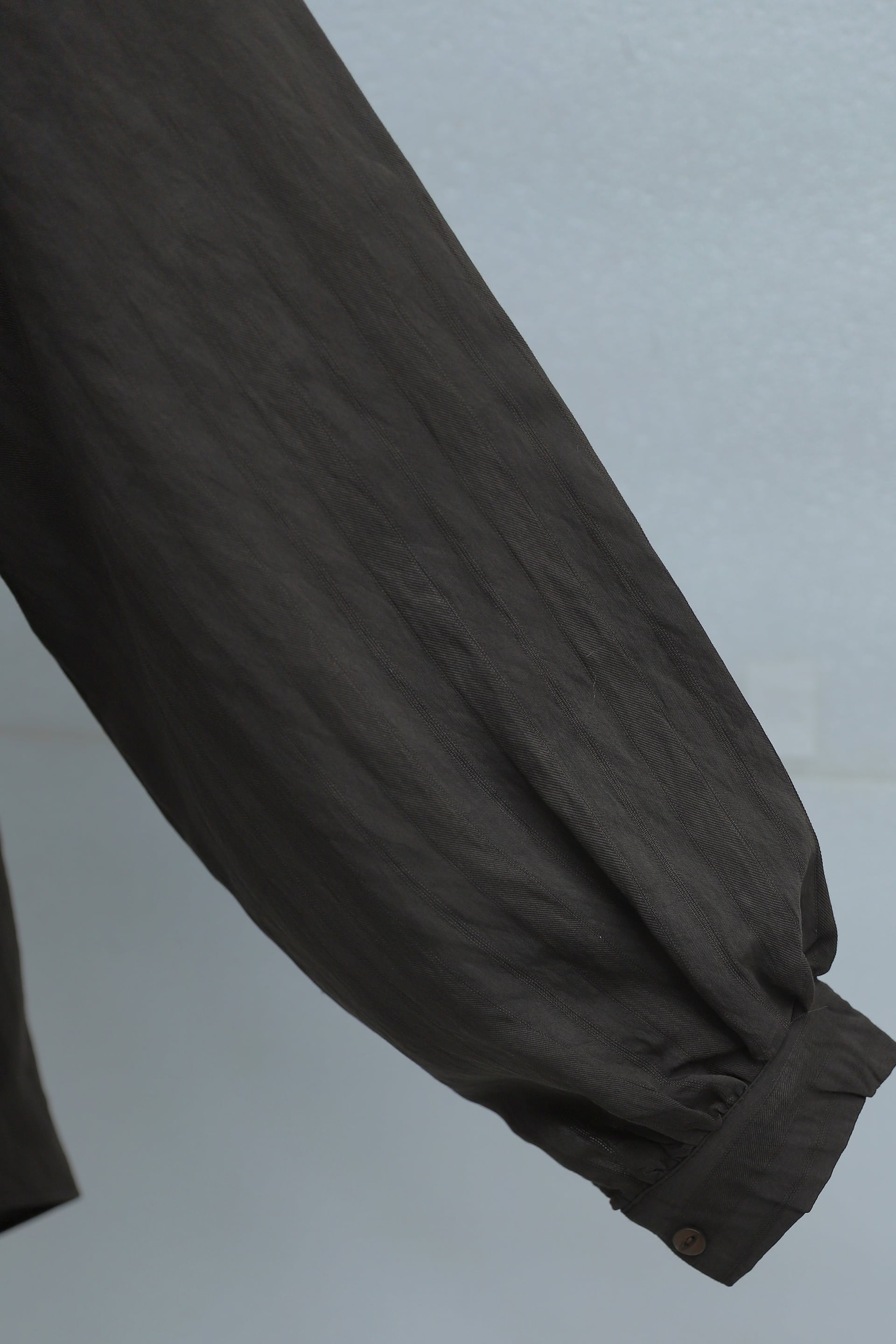 Oversize Button-Down Blouse with Long Curved Back - Dark Brown - Podyumplus - by Peralane - photo 5