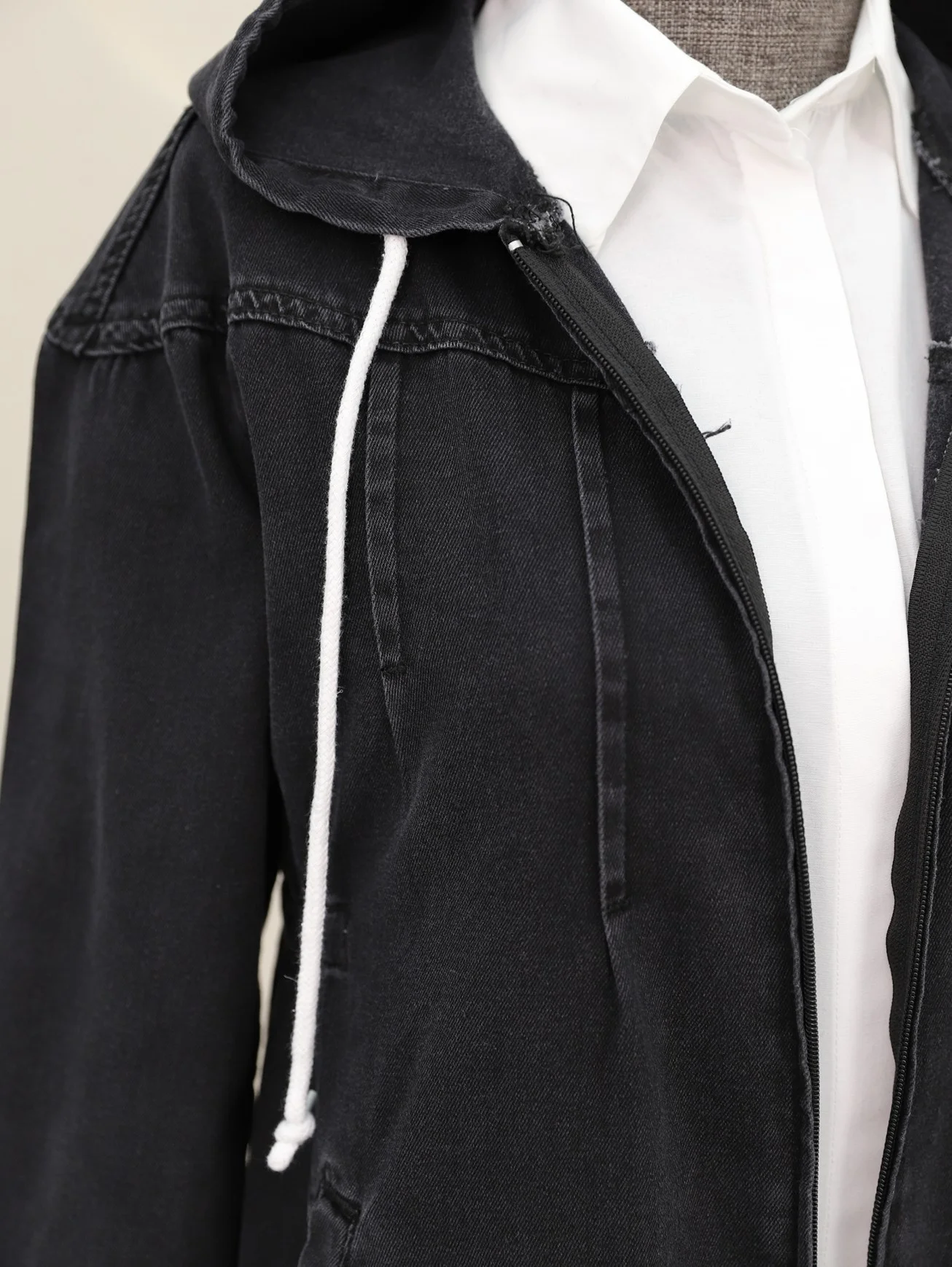 Pleated Front Drawstring Hooded Denim Jacket - Black - Podyumplus - by Peralane - photo 4