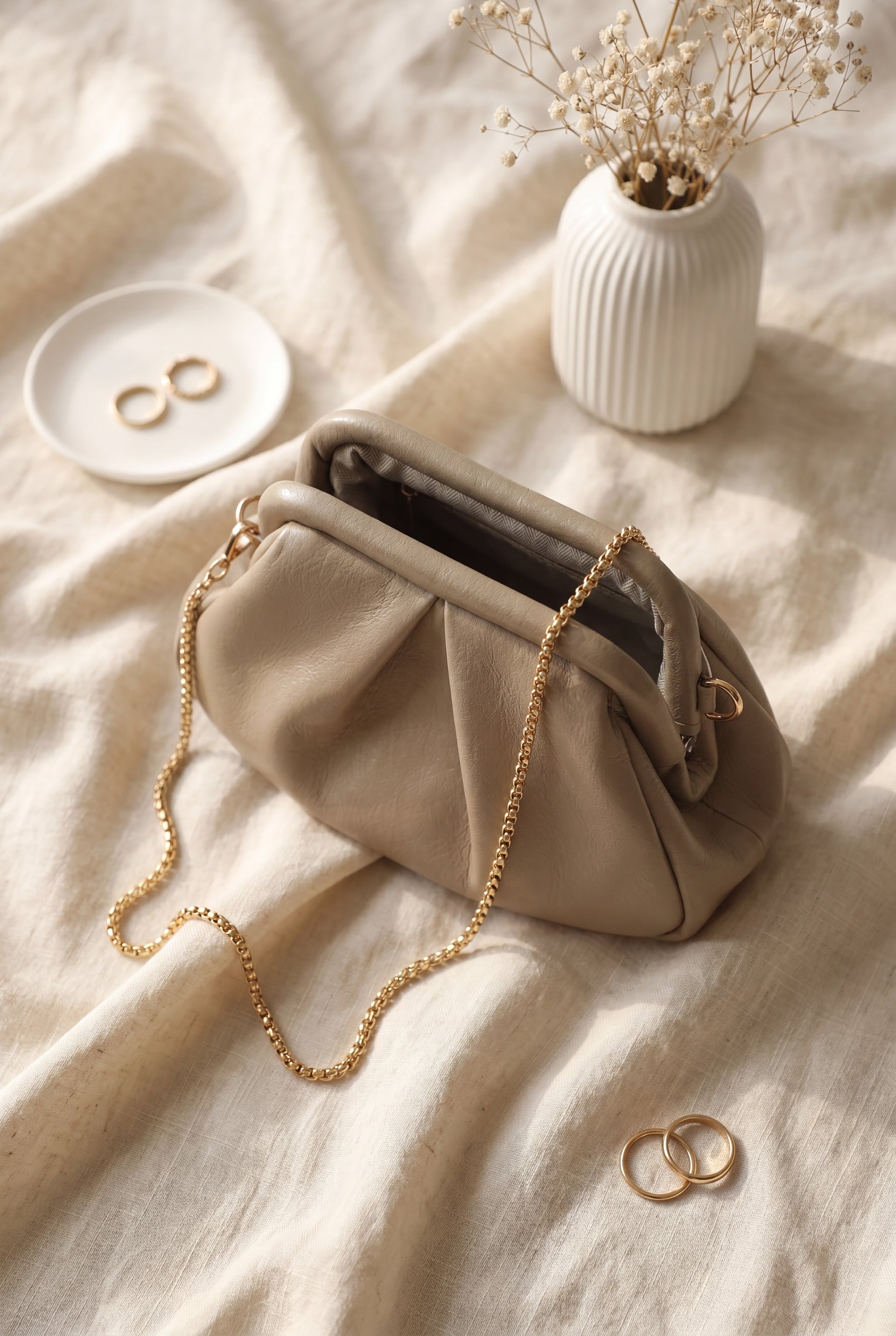 Chain Strap Nostalgic Lock Clutch Bag - Taupe - Podyumplus - by Peralane - photo 2
