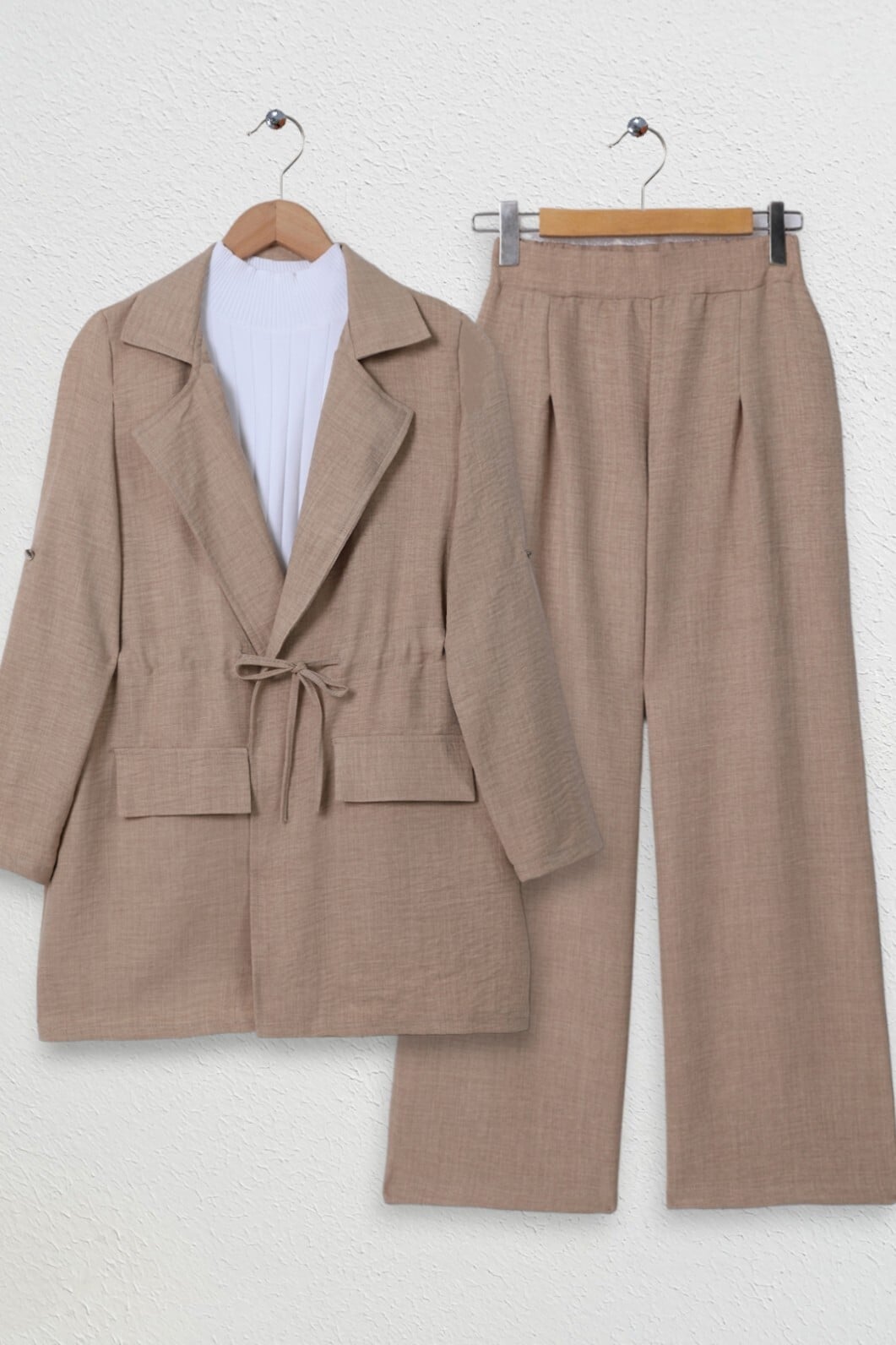 Linen Look Blazer and Wide-Leg Trouser Set in Mink - Podyumplus - by Peralane - photo 7