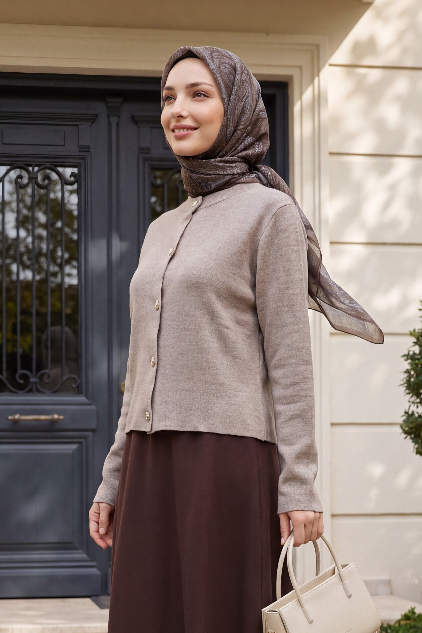Buttoned Round Neck Knit Cardigan - Vizon - Podyumplus - by Peralane - photo 2