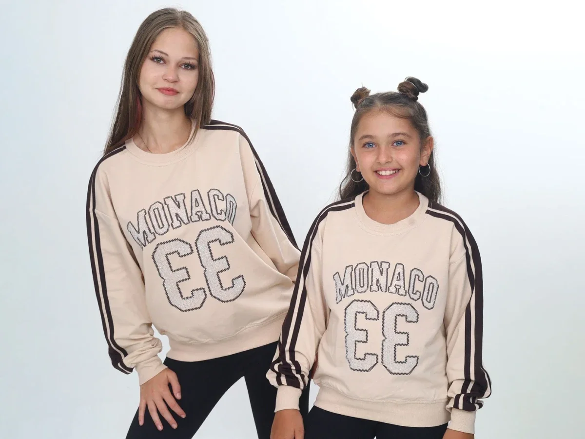 Girls' Graphic Print Sweatshirt - Vizviz - by Peralane