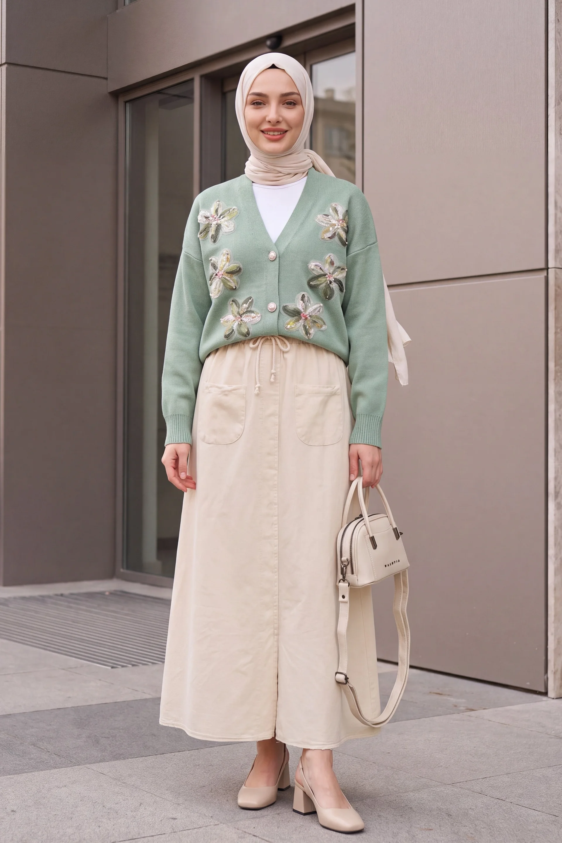 Sequin and Floral Embellished Buttoned Knit Cardigan in Sea Green - Podyumplus - by Peralane - photo 5