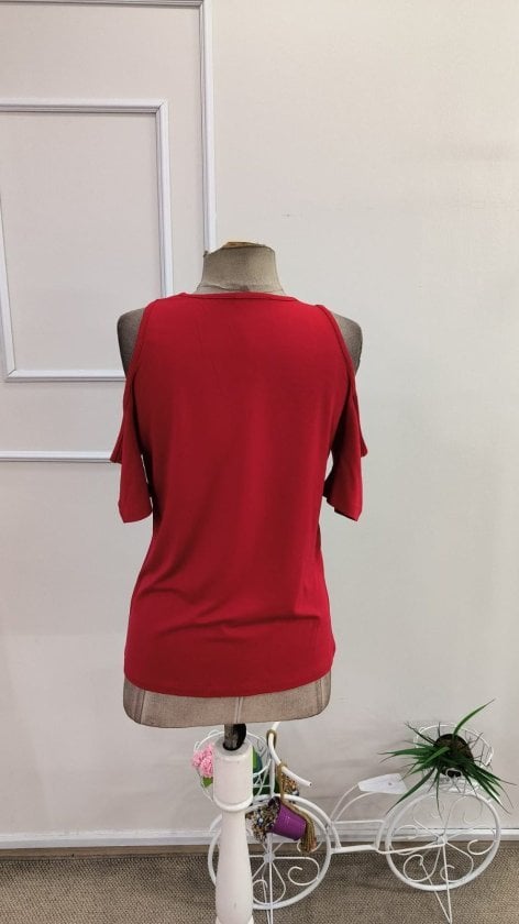 Women's Red Cold Shoulder V-Neck Blouse with Crochet Trim - Janes - by Peralane - photo 5