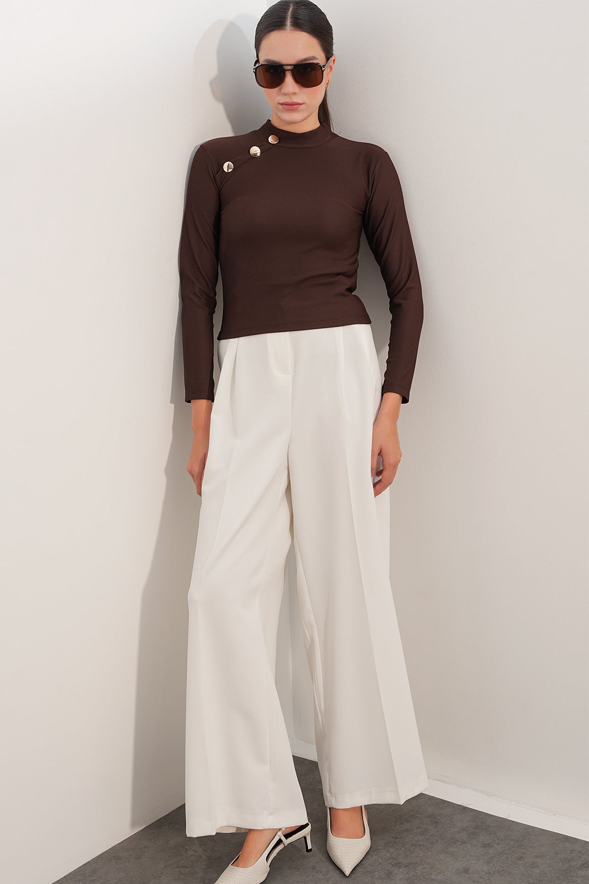 Women's Button Detail Long Sleeve Blouse - Brown - Bigdart - by Peralane