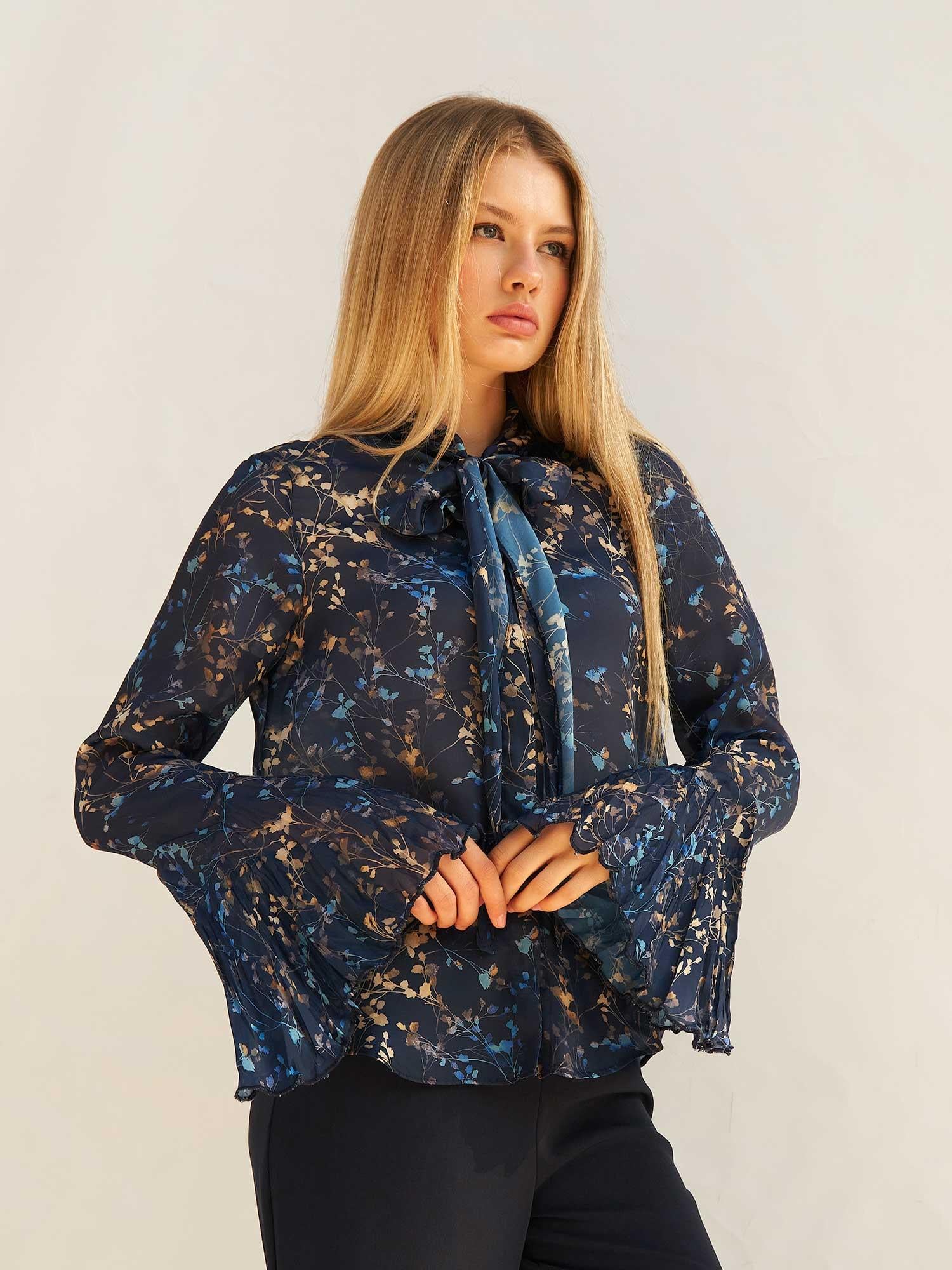 Floral Print Long-Sleeved Blouse with Pussy Bow Neckline - Lefon - by Peralane - photo 4