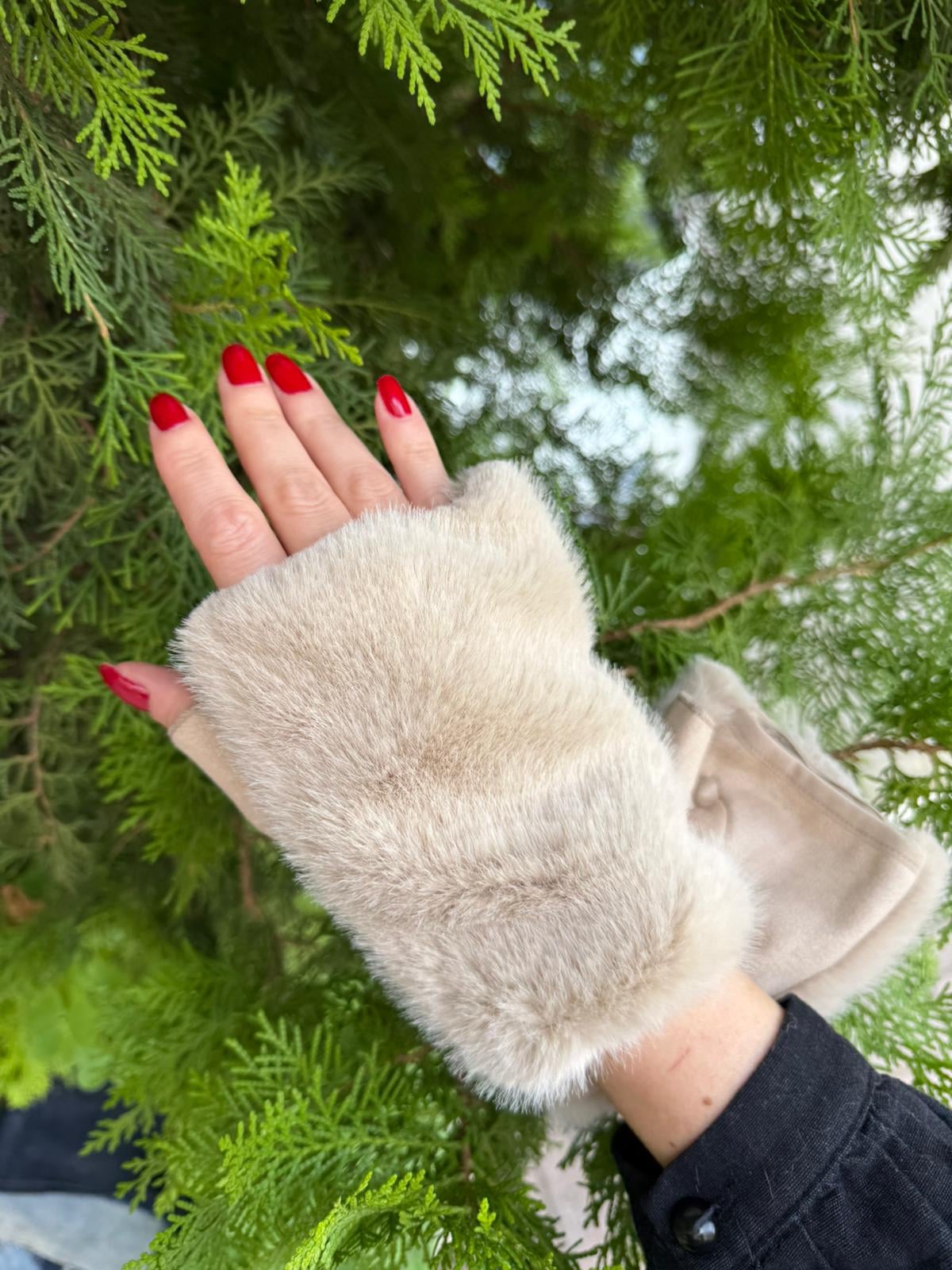 Mink Faux Fur Fingerless Gloves for Women - Nesvay - by Peralane - photo 3