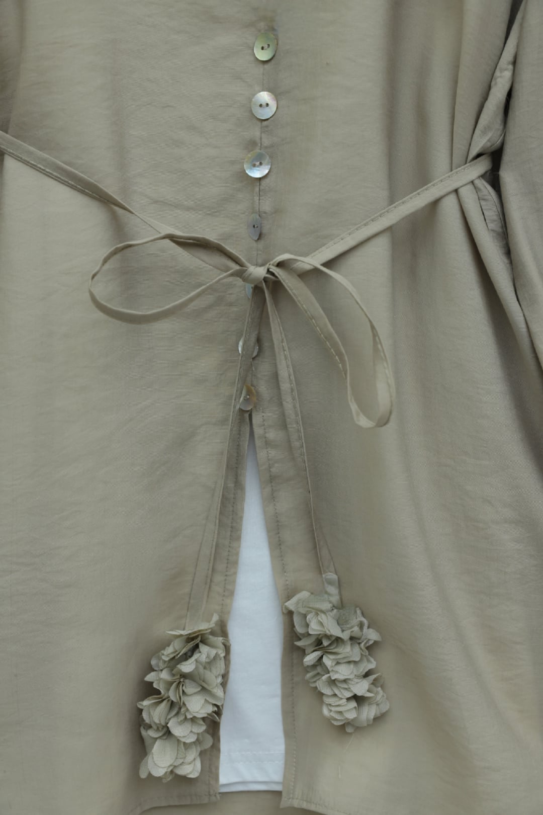 V-Neck Floral Sleeve Buttoned Tie Modal Tunic - Light Beige - Podyumplus - by Peralane - photo 6