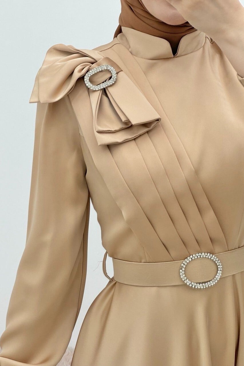 Beige Satin Evening Dress with Bow and Belt - Podyumplus - by Peralane - photo 4