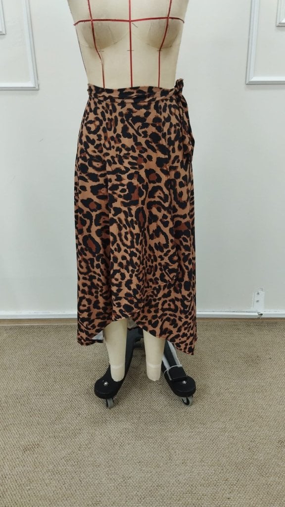 Women's Leopard Print Wrap Skirt with Black Halter Top Set - Janes - by Peralane - photo 5