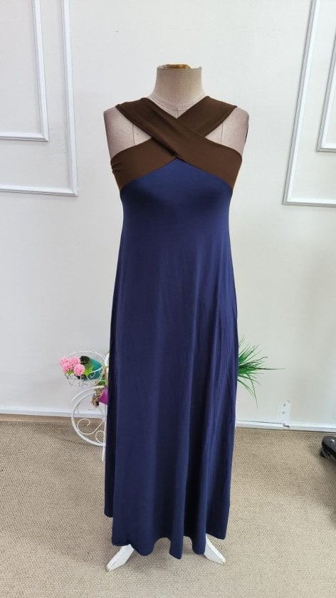 Women's Sleeveless Halter Maxi Dress in Navy and Brown - Janes - by Peralane - photo 4