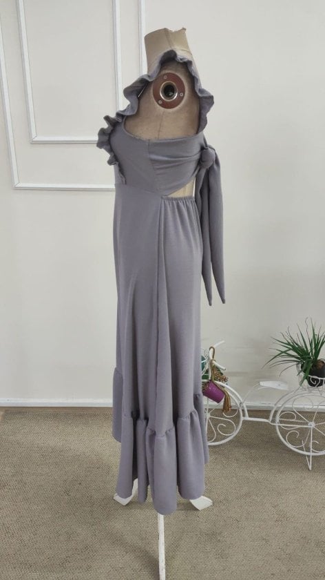 Women's Sleeveless Square Neck Ruffled Strap Midi Dress - Janes - by Peralane - photo 6
