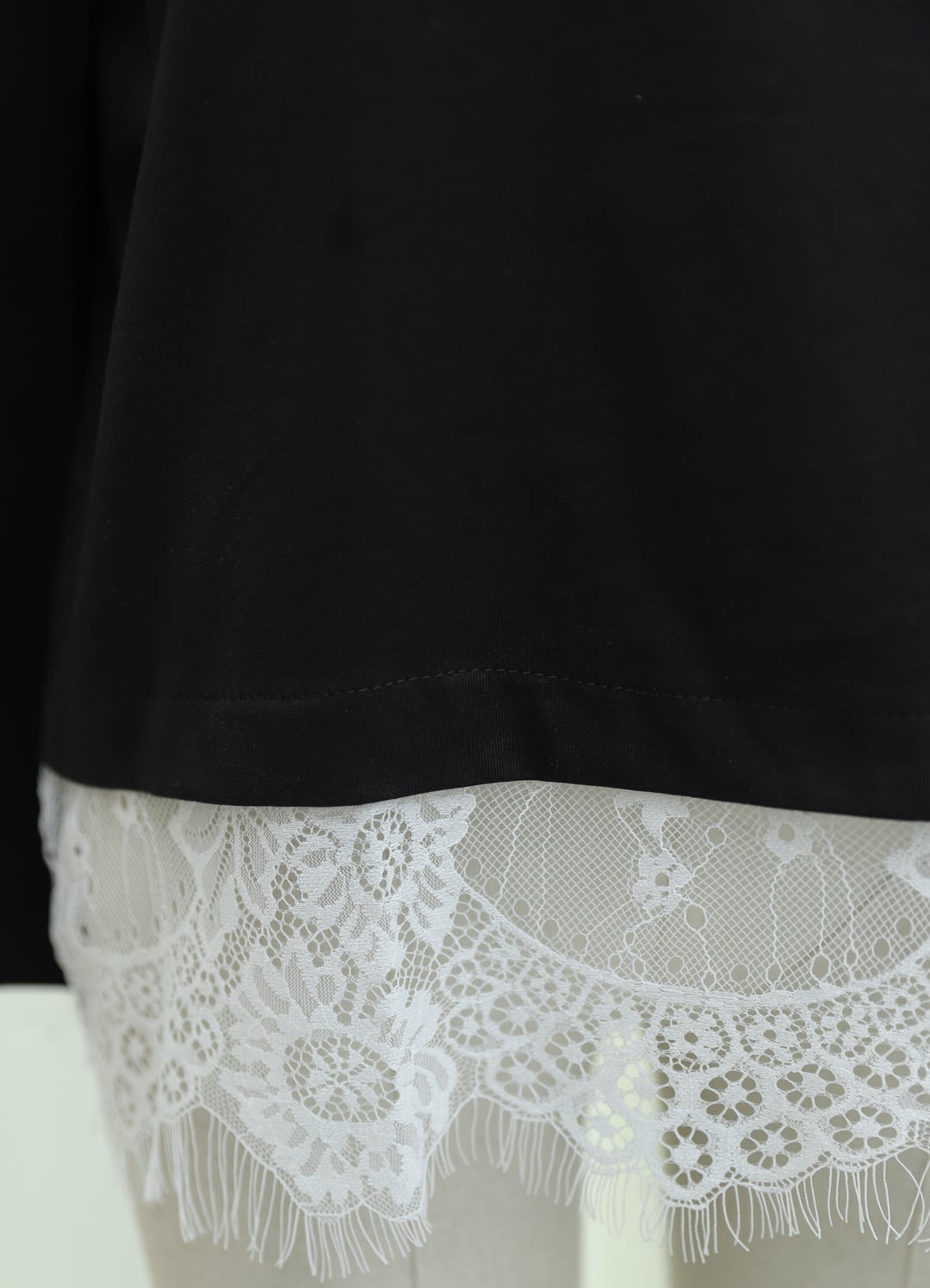 Black Knit Tunic with Lace Hem - Crew Neck Long Sleeve - Podyumplus - by Peralane - photo 5