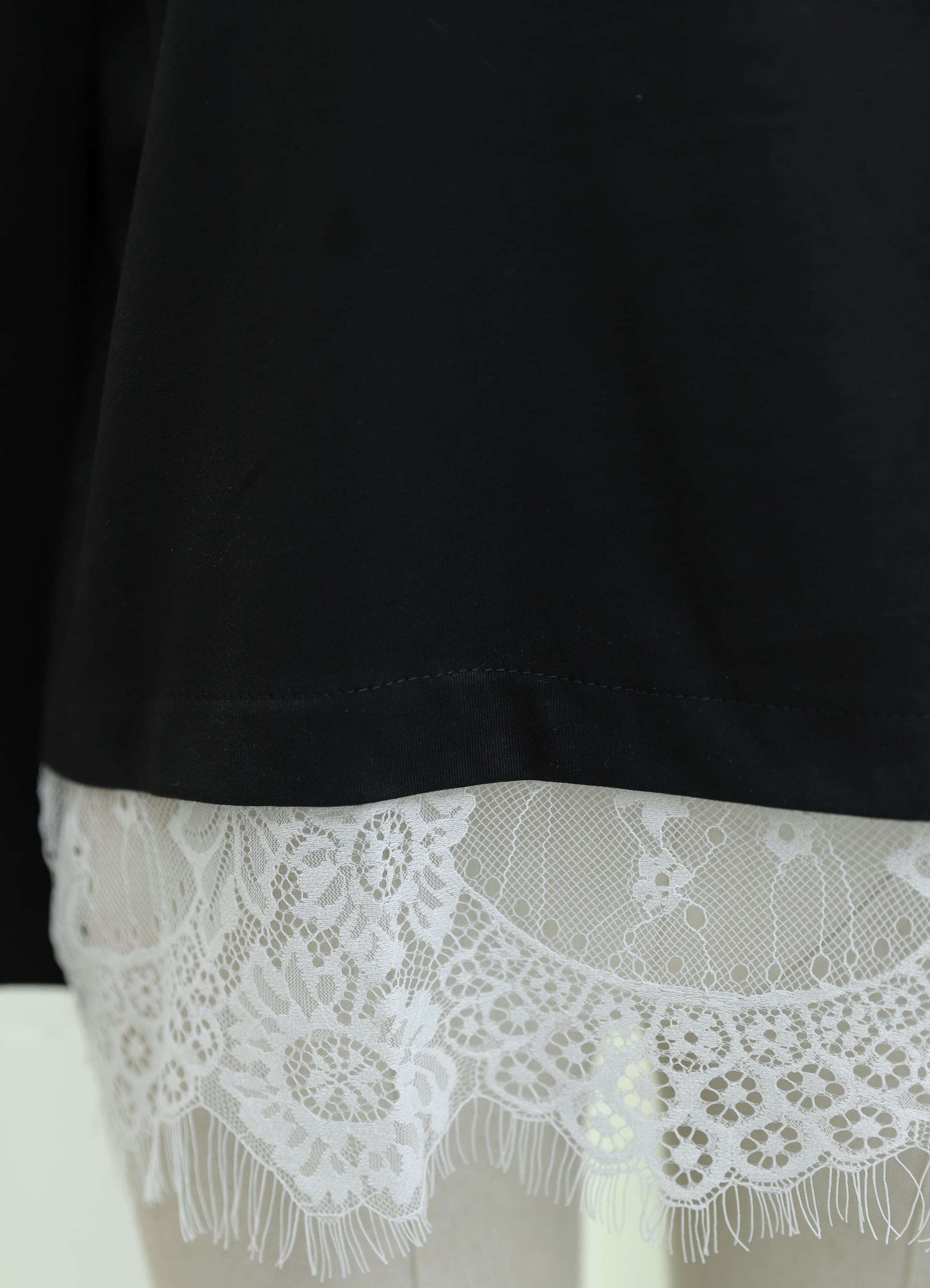 Black Knit Tunic with Lace Hem - Crew Neck Long Sleeve - Podyumplus - by Peralane - photo 5