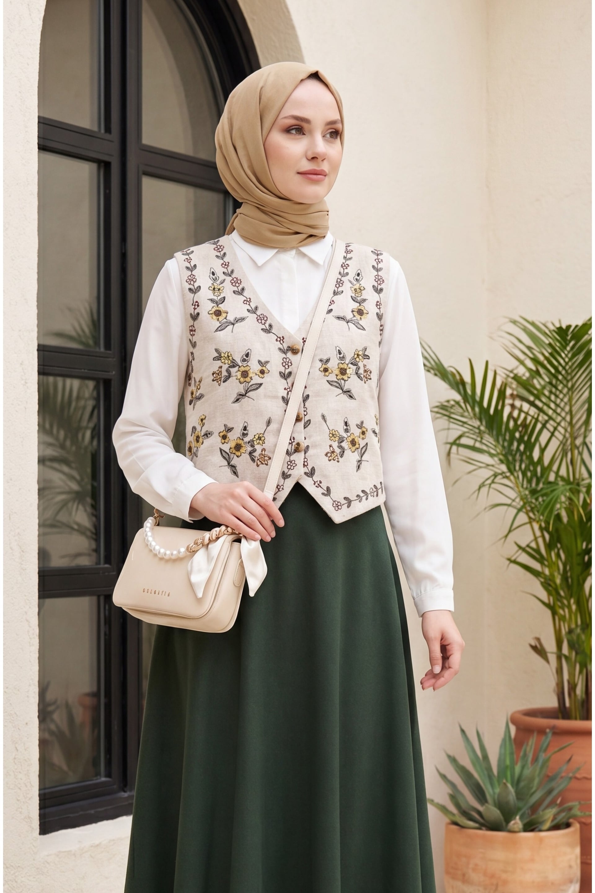Floral Embroidered Buttoned Vest in Stone - Podyumplus - by Peralane - photo 2