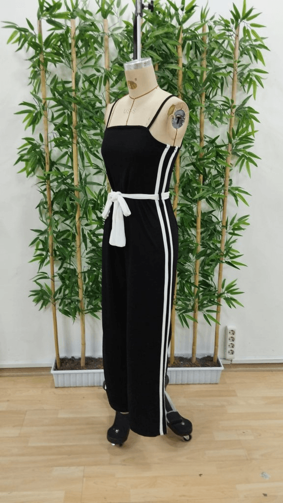 Women's Spaghetti Strap Square Neck Jumpsuit with Tie Belt - Janes - by Peralane - photo 5