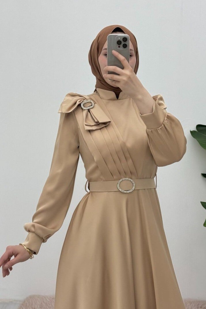 Beige Satin Evening Dress with Bow and Belt - Podyumplus - by Peralane