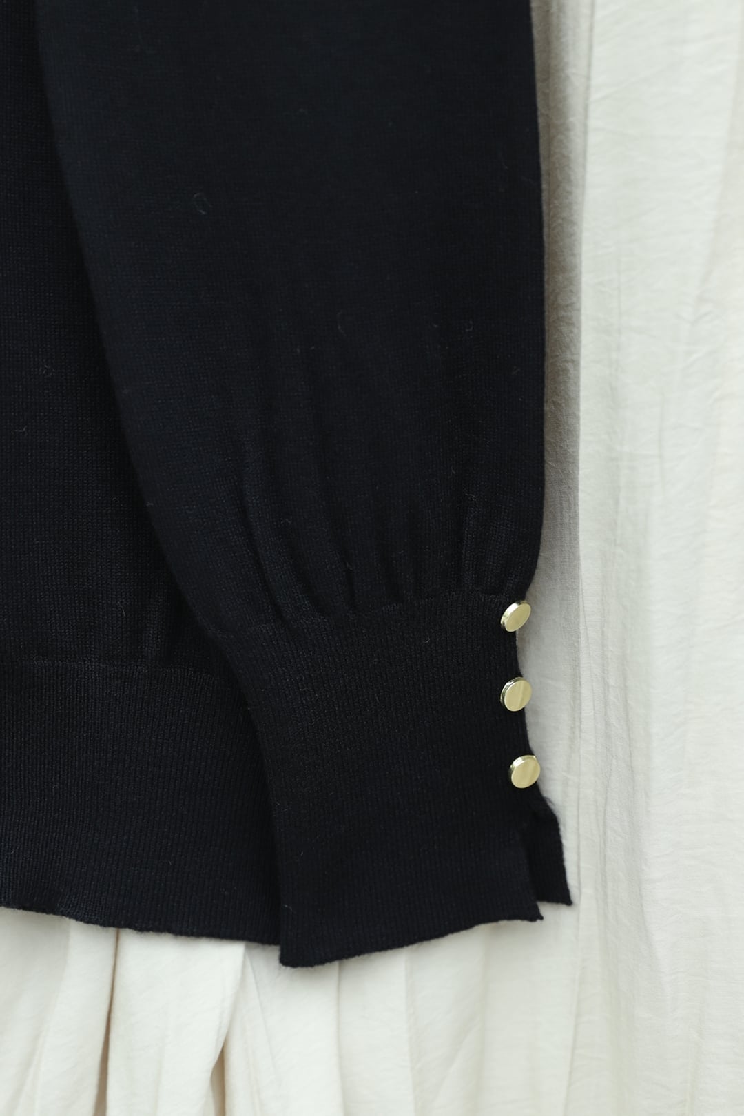 Round Neck Knit Tunic with Button Cuffs - Black - Podyumplus - by Peralane - photo 5