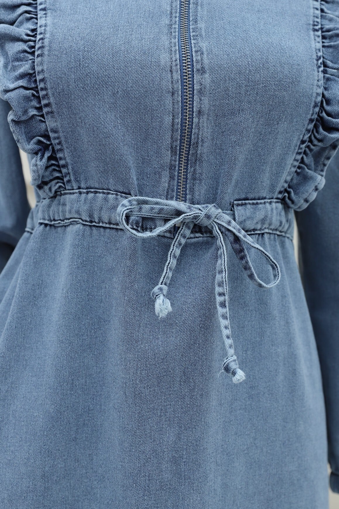 Half Zip Tunnel Lace Denim Dress - Ice Blue - Podyumplus - by Peralane - photo 5