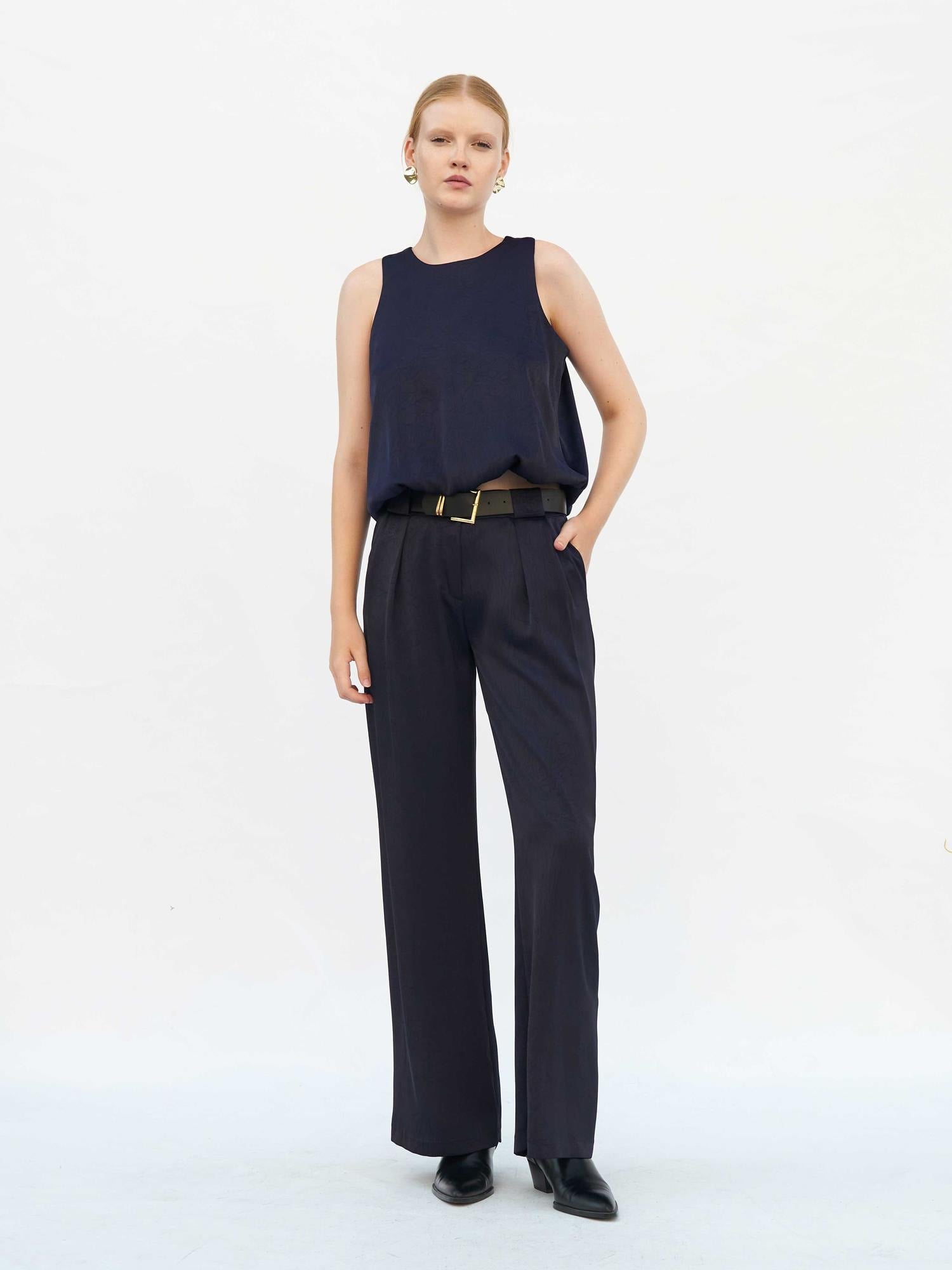 Navy Blue Sleeveless Textured Blouse - Lefon - by Peralane - photo 4