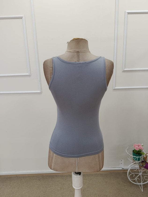 Women's Grey V-Neck Lace-Trimmed Tank Top - Janes - by Peralane - photo 6