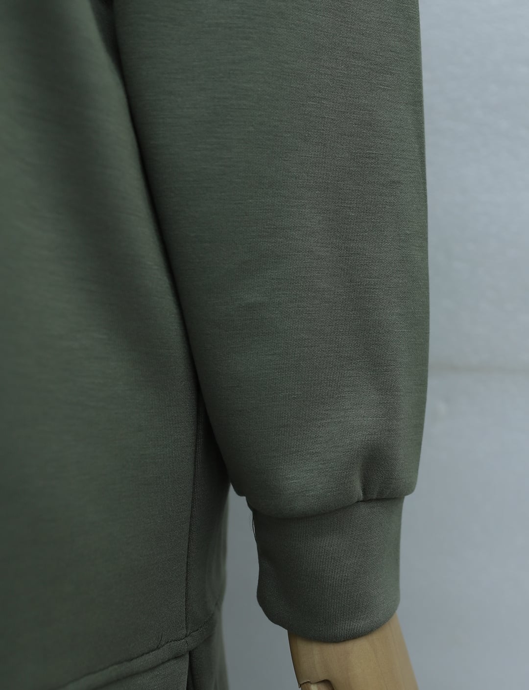 Olive Green Two-Piece Set with Sweatshirt and Wide-Leg Trousers - Podyumplus - by Peralane - photo 6