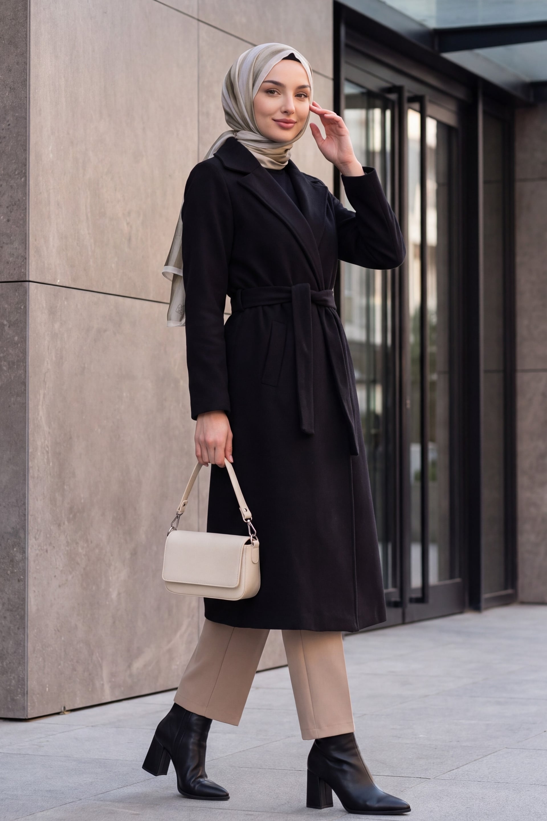 Black Wool Blend Double-Breasted Coat with Self-Tie Belt - Wholeskop - by Peralane - photo 2