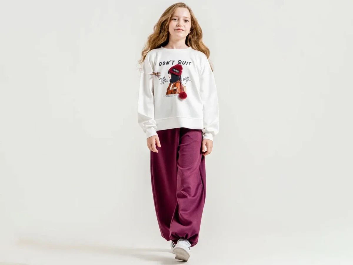 Girls' Printed Pom-Pom Detail Sweatshirt and Trousers Set - ÖZ Bebe - by Peralane