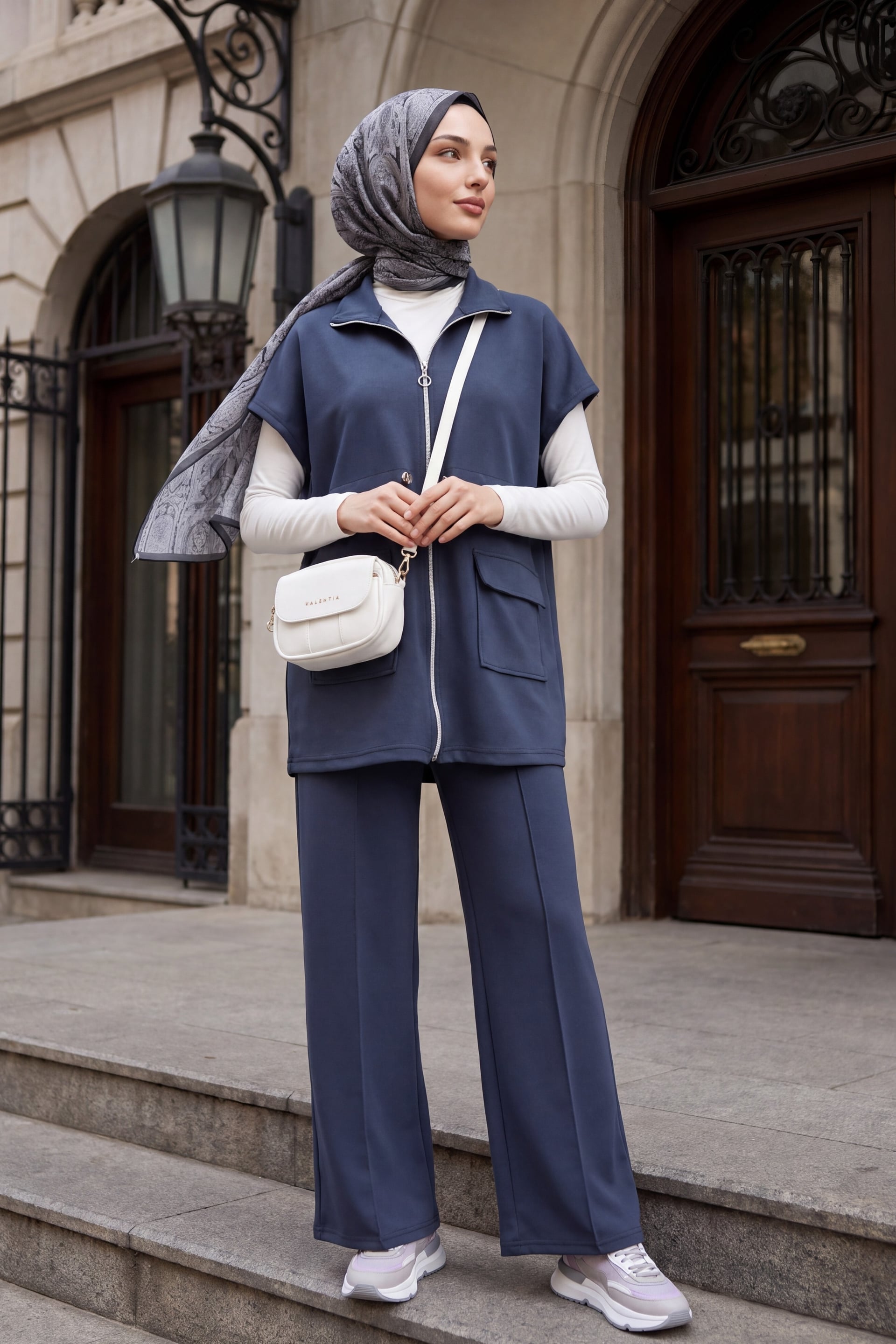Zip-Front Stand-Collar Two-Piece Set with Flap Pockets and Elastic Waistband - Smoke - Podyumplus - by Peralane - photo 3