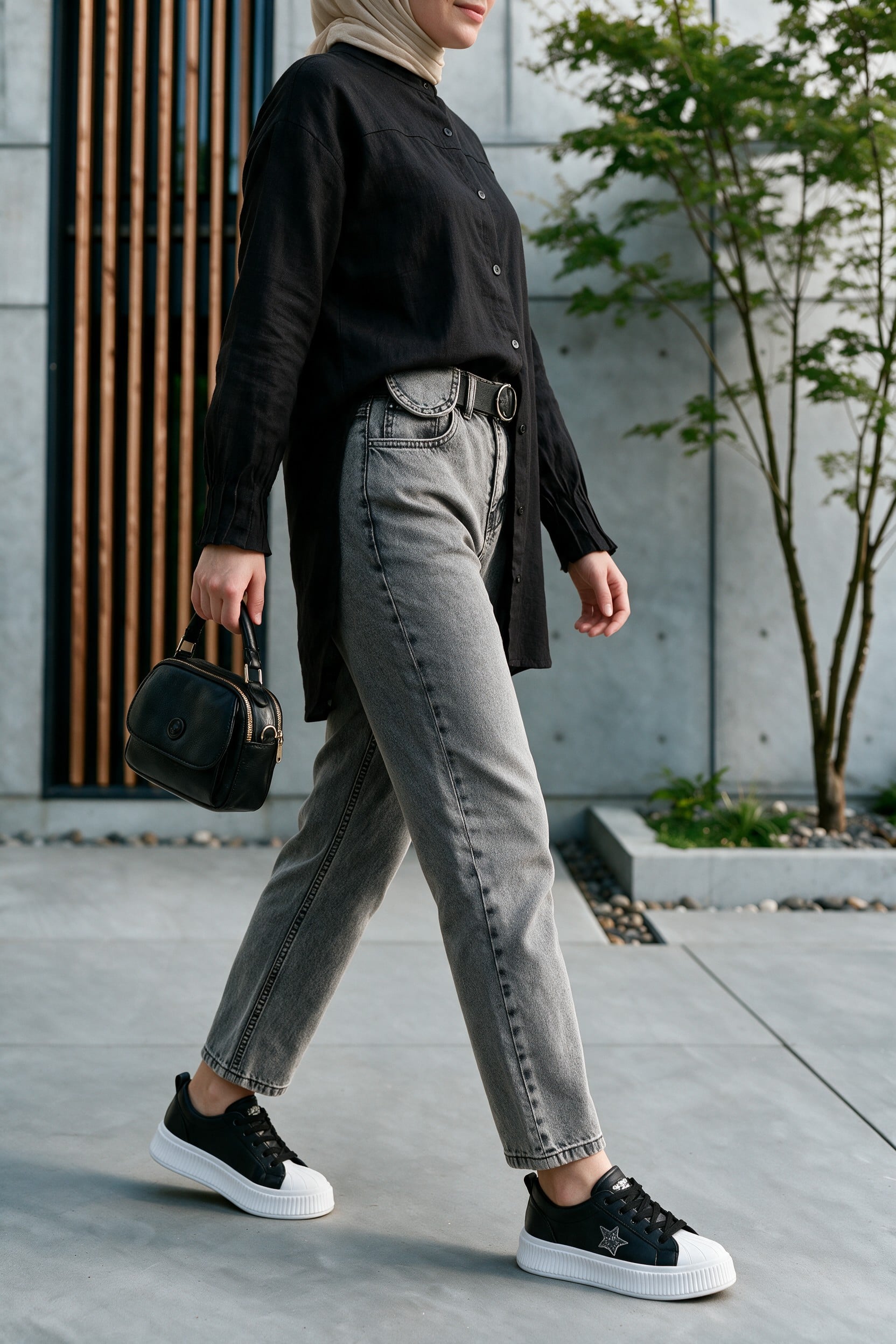 High Waist Belted Denim Trousers with Snap Detail - Smoke Grey - Podyumplus - by Peralane - photo 3