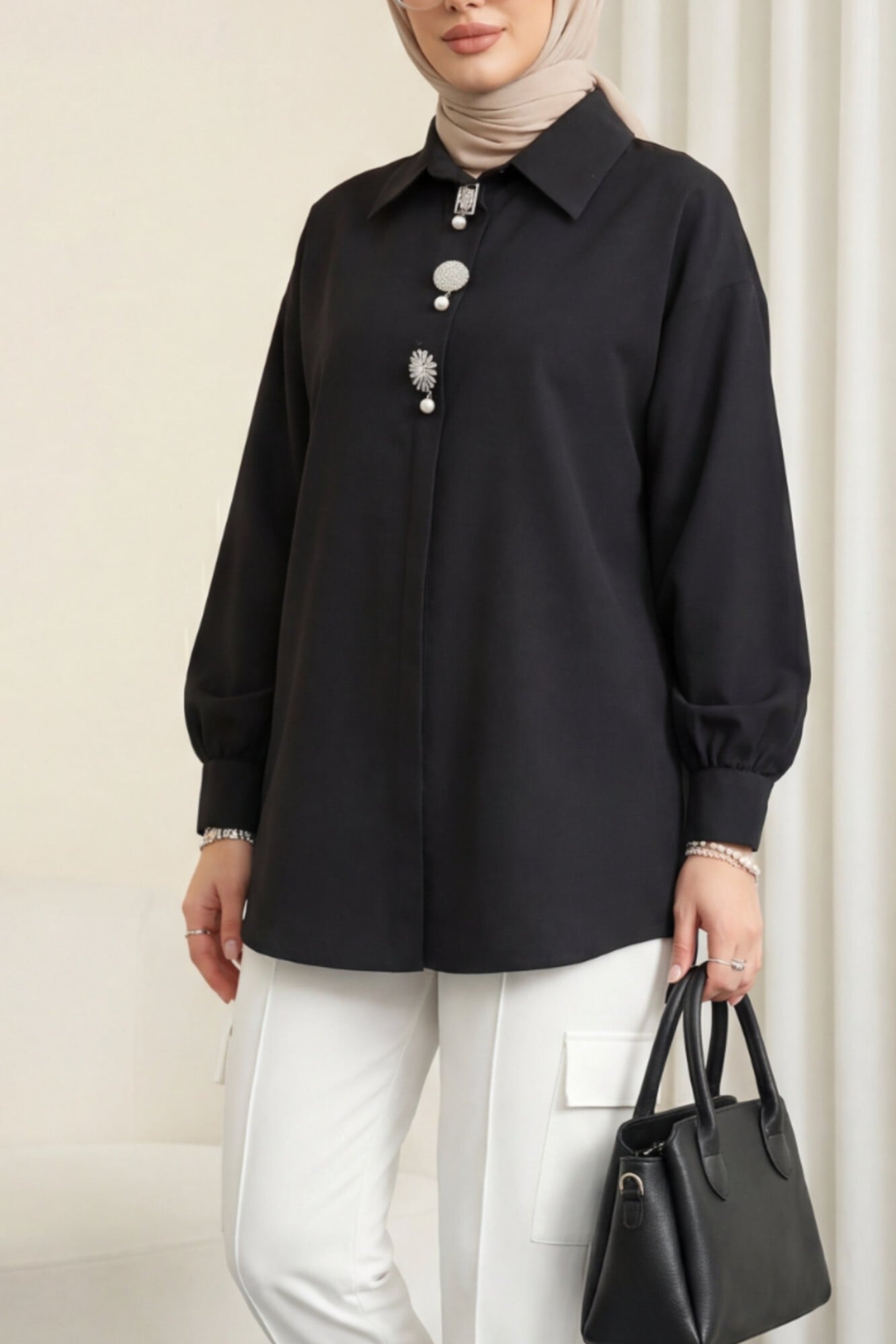 Brooch Detail Hidden Button Poplin Blouse - Black - Podyumplus - by Peralane