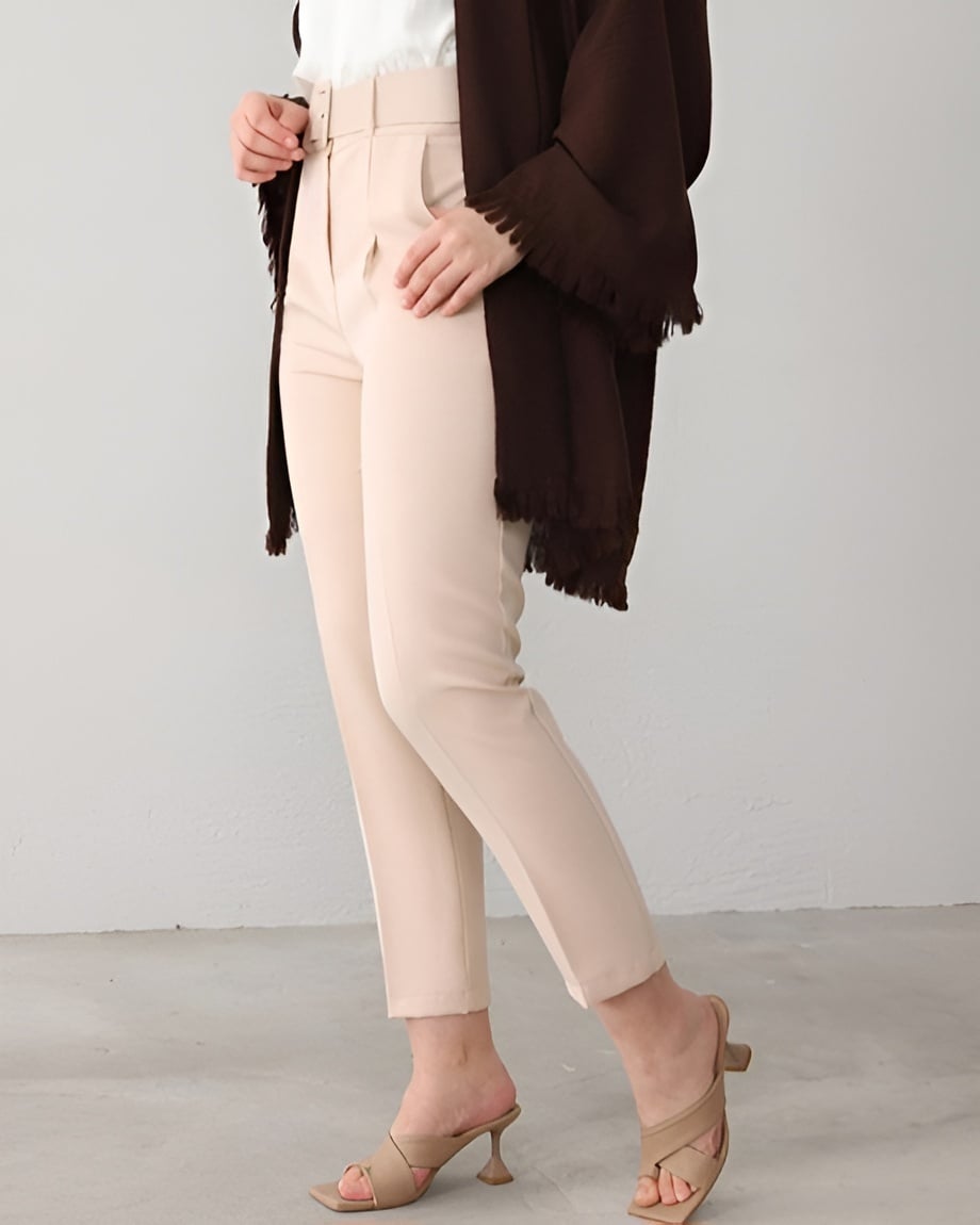 High-Waist Tailored Trousers with Thick Belt - Cream - Podyumplus - by Peralane - photo 8