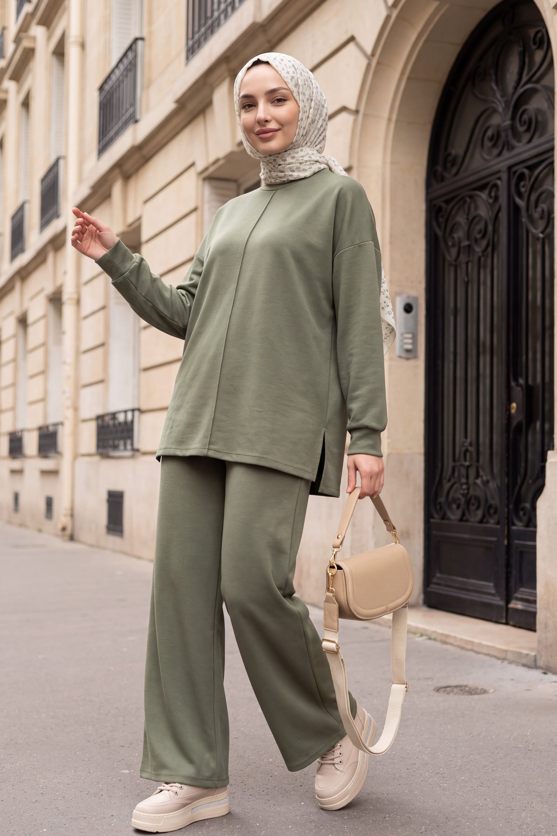 Olive Green Two-Piece Sweatshirt and Wide-Leg Trousers Set - Podyumplus - by Peralane - photo 3