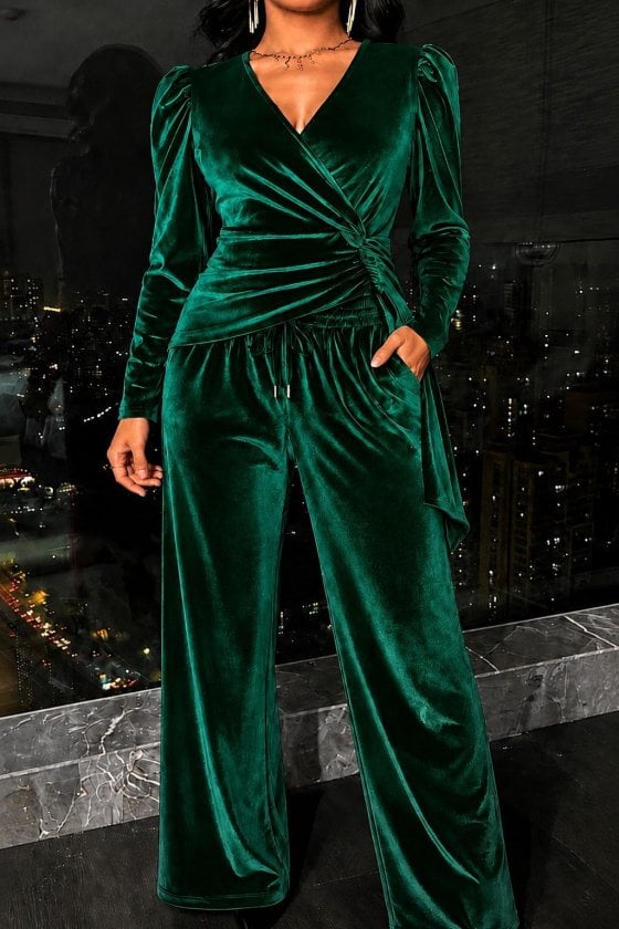 Women's Long-Sleeve Velvet Co-ord Set with V-Neck Top and Wide-Leg Trousers - Janes - by Peralane - photo 4
