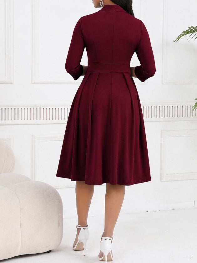 Women's Burgundy Crepe Dress with Bow Neckline and Pleated Skirt - Janes - by Peralane - photo 3