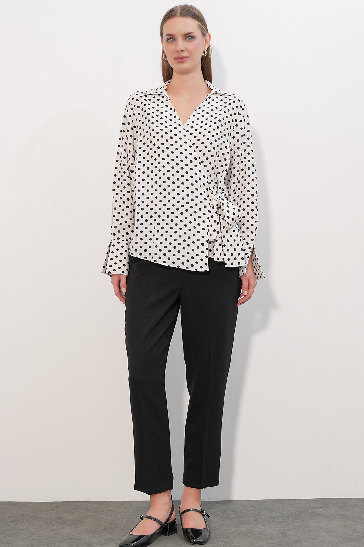 Women's Wrap Polka Dot Blouse 40036 - White - Bigdart - by Peralane