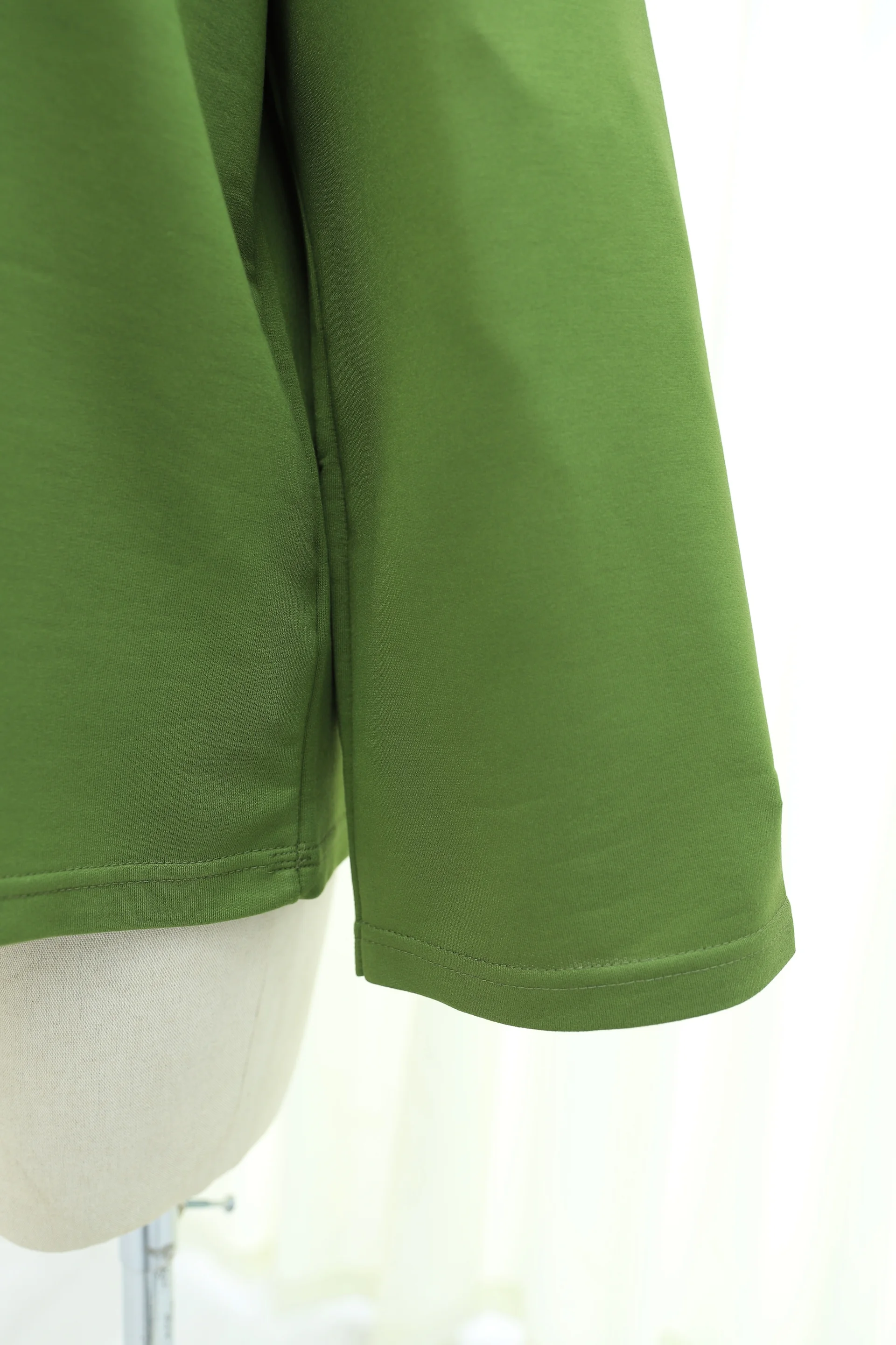 Round Neck Relaxed Fit Knit Blouse - Dark Green - Podyumplus - by Peralane - photo 7
