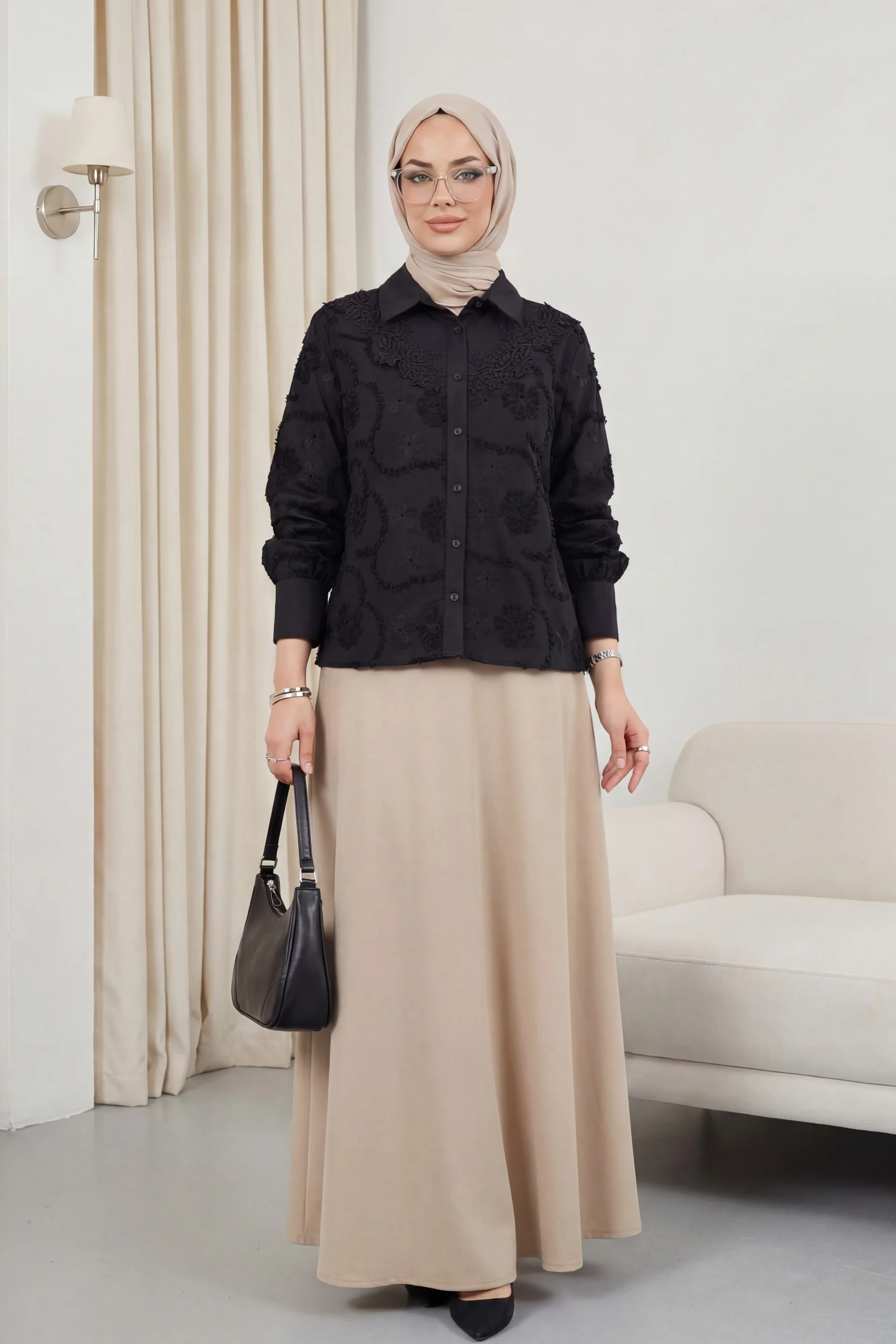 Black Floral Embroidered Mira Shirt with Scalloped Trim and Buttons - Podyumplus - by Peralane - photo 2