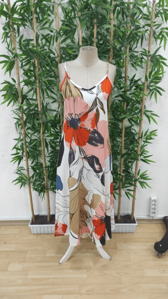 Women's Sleeveless V-Neck Floral Print Maxi Dress with Adjustable Straps - Janes - by Peralane - photo 7